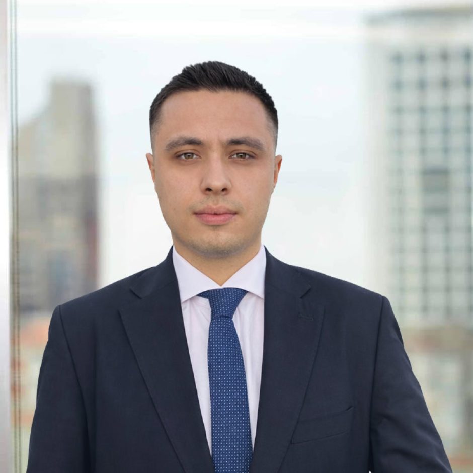 Avukat Emre Yenidünya